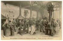 Evreux-Ville. Ecole Pratique de Commerce et d'Industrie d'Evreux-Atelier de Forges et Serrurerie.