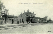 Andelys (Les). La Gare, vue intérieur.