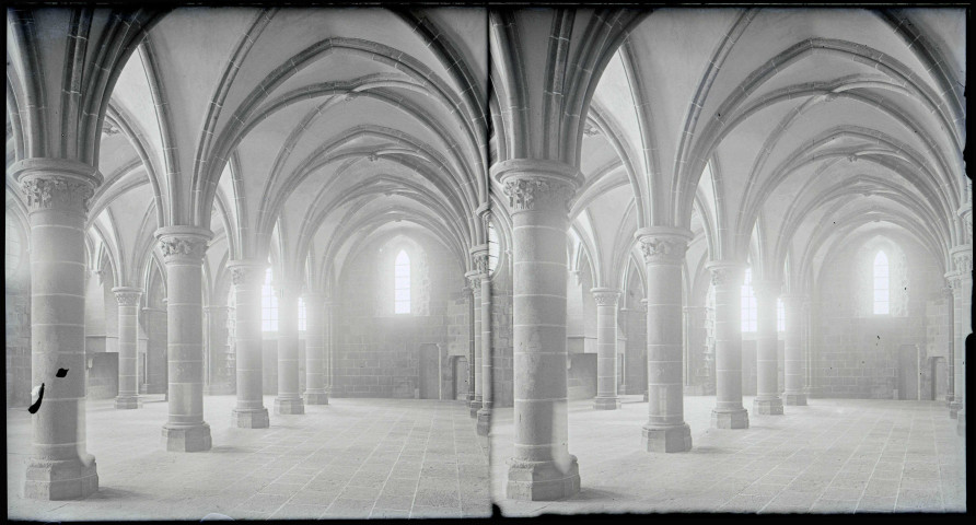 Abbaye et dépendances du Mont-Saint-Michel (Manche), la salle des Chevaliers de la Merveille.