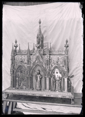 Église Saint-Taurin d'Évreux (Eure), châsse-reliquaire de Saint-Taurin.