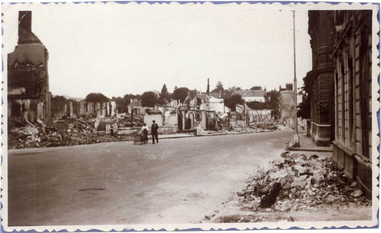 Evreux-Ville. Bombardement en 1941.