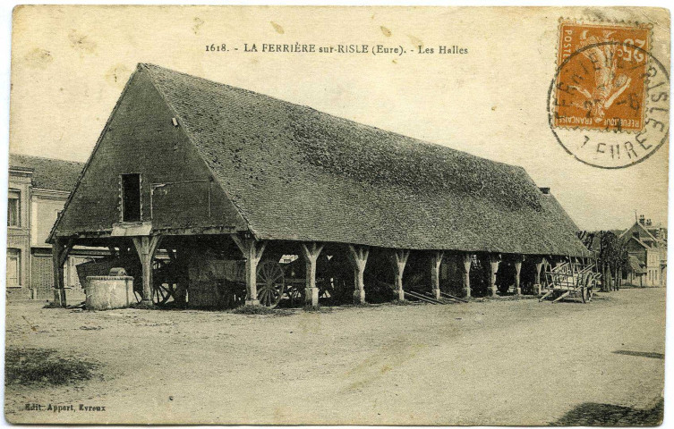 Ferrière-sur-Risle (La). Les Halles.