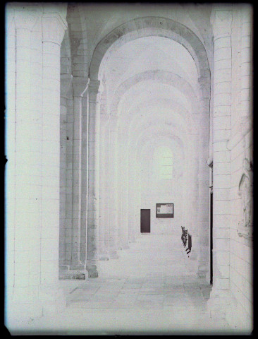 Intérieur de l'église Notre-Dame de Caudebec-en-Caux (Seine-Maritime).