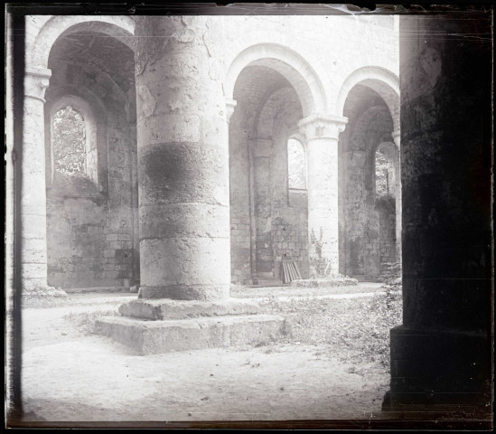 Ruines et vestiges de l'abbaye de Jumièges (Seine-Maritime).