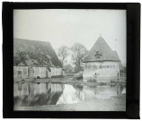 Pigeonnier et ancienne grange du Theil-Nolent (Eure).