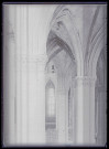 Colonne et croisées d'ogives de la cathédrale de Reims (Marne).