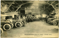 Evreux-Ville. Établissement Edmond Hée - Cycles et Automobiles Rue Joséphine Le Garage principal.
