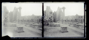 Colonne du kiosque de Taharqa à Karnak (Égypte).