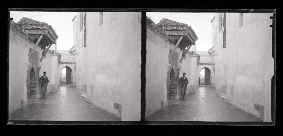 Ruelle d'une ville algérienne.