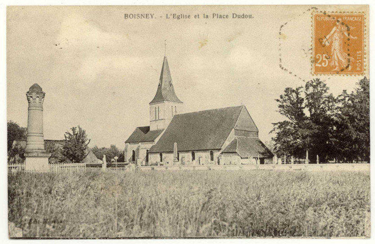 Boisney. L'Eglise et la Place Dudou.