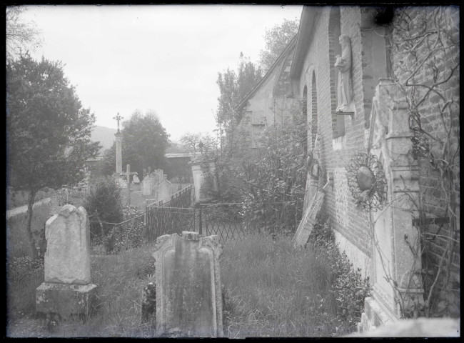 Cimetière de Rosay-sur-Lieure (Eure).