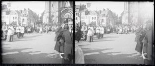 Procession en l'honneur de la béatification de Sainte-Thérèse de Lisieux à Lisieux (Calvados).
