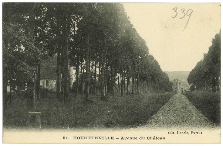 Houetteville. Avenue du Château.