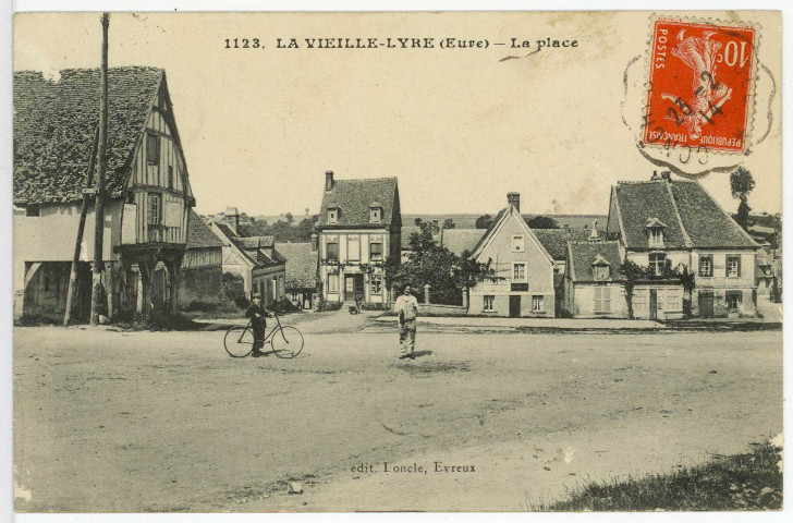 Vieille-Lyre (La). La Place.