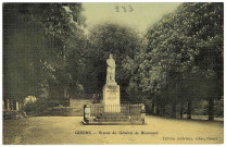 Gisors. Statue du Général de Blanmont.