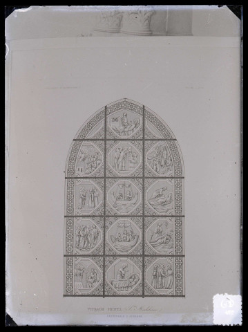 Cathédrale d'Auxerre (Yonne), vitrail représentant Sainte-Madeleine.