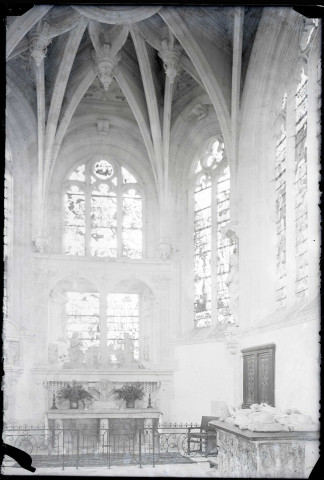 Intérieur de la Chapelle de la Vierge de l'abbaye de Valmont (Seine-Maritime).