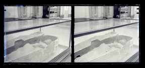 Salle et collections d'un musée égyptien.