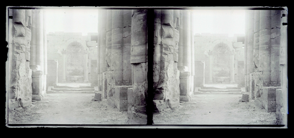 Vestiges de temple égyptien.