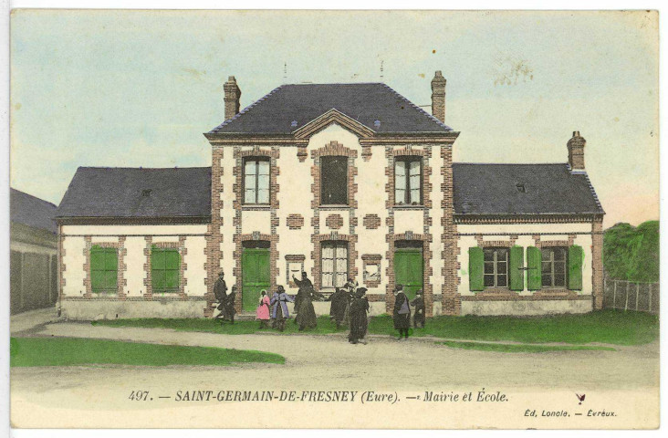 Saint-Germain-de-Fresney. Mairie et Ecole.
