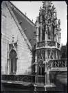 Détail de la façade du palais de justice de Rouen (Seine-Maritime).