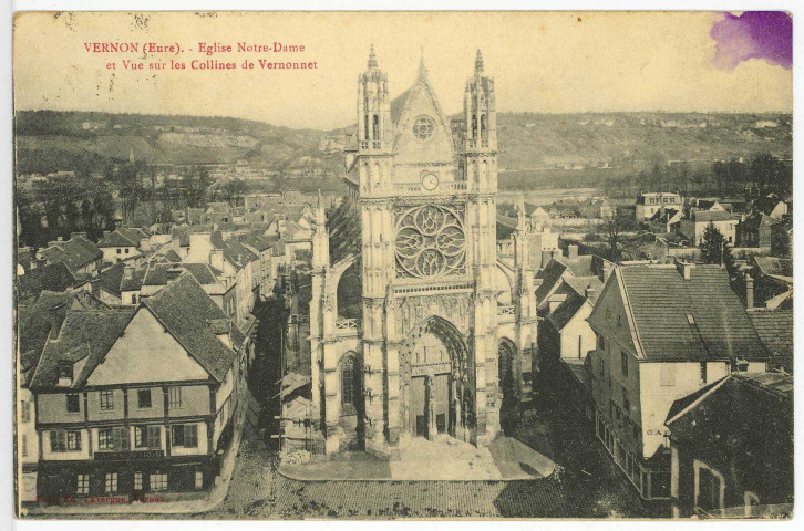 Vernon-Ville. Eglise Notre-Dame et Vue sur les Collines de Vernonnet.