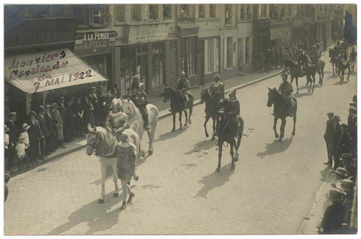 Louviers-Ville. Cavalcade du 7 Mai 1922.