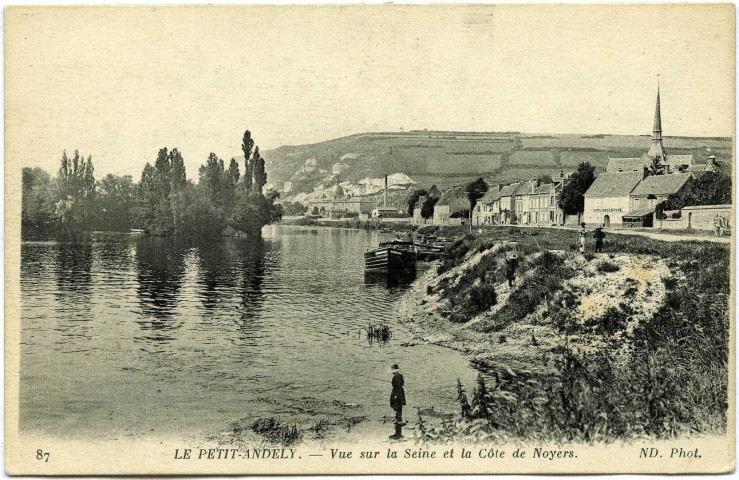 Andelys (Les). Le Petit Andely - Vue sur la Seine et la Côte de Noyers.