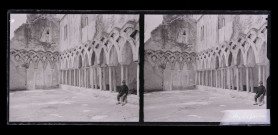 Ruines et vestiges d'un ancien couvent de capucins.