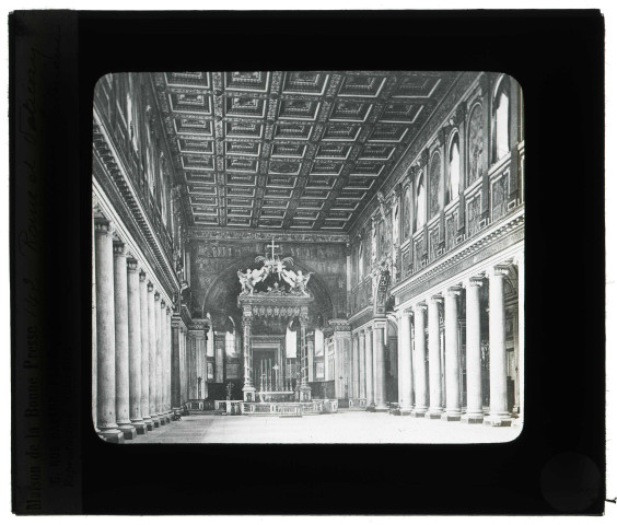 Basilique Sainte-Marie-Majeure de Rome (Italie), intérieur.