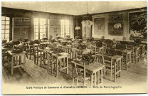 Evreux-Ville. École pratique de Commerce et d'industrie - Salle de Dactylographie.