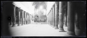 Intérieur de la basilique de la Nativité à Bethléem (Israël).