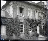 Presbytère de Rosay-de-Lieure (Eure).