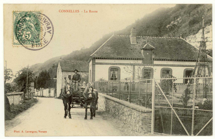 Connelles. La Route.