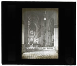 Cathédrale Notre-Dame de Reims (Marne), nef vue vers l'ouest et chœur.