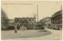 Beaumont-le-Roger. Fabrique de dentelles (1e série).