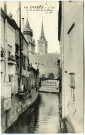 Evreux-Ville. L'Iton vu de la Rue de la Harpe.