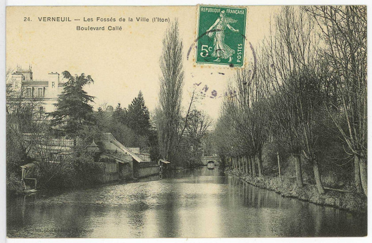 Verneuil-sur-Avre. Les fossés de la Ville (l'Iton) - Boulevard Callé.