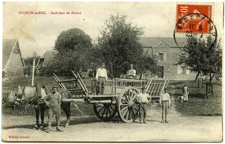 Nojeon-le-Sec. Intérieur de Ferme.