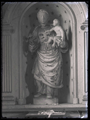 Église Saint-Barthélémy de Thomer-la-Sogne (Eure), statue de la Vierge à l'enfant.