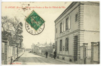 Saint-André-de-l'Eure. Hôtel des Postes et Rue de l'Hôtel de Ville.