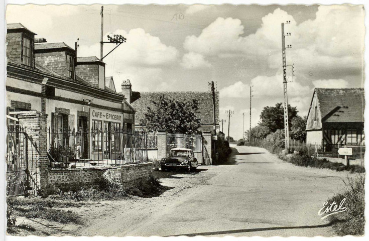 Sainte-Marguerite-de-l'Autel. Le Carrefour.