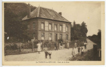 Trinité-de-Réville (La). Café de la Gare.