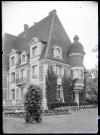 Vue d'ensemble du manoir « le Val fleuri » appartenant à M. Gallier.
