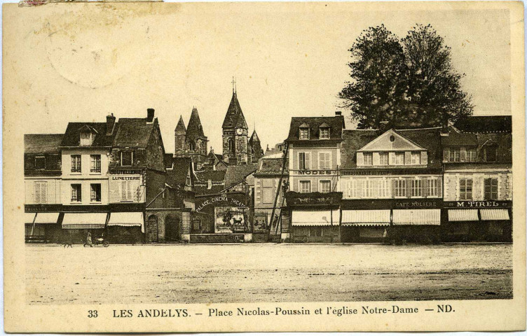 Andelys (Les). Place Nicolas Poussin et l'Eglise Notre Dame.