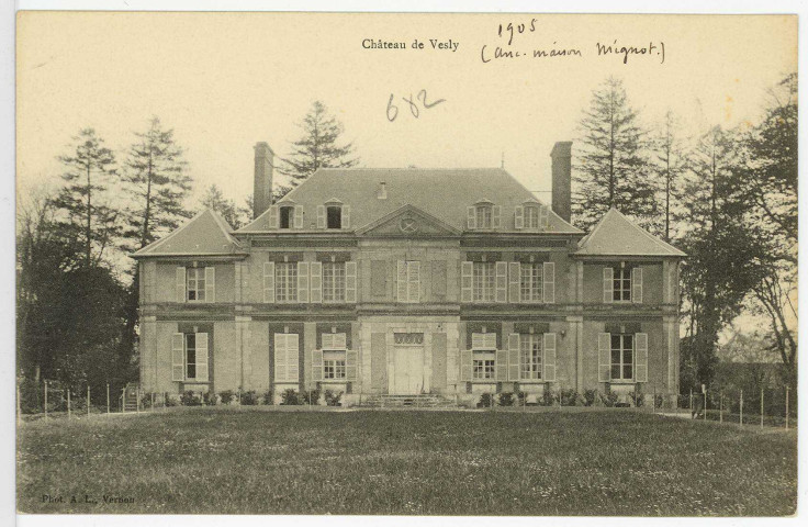 Vesly. Château de Vesly.