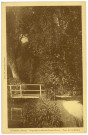 Giverny. Propriété du maître Claude Monet - Pont sur la rivière.