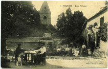 Fourges. Cour Thibaut.