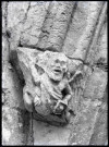 Détail de corbeau des ruines de l'abbaye de Jumièges (Seine-Maritime).