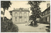 Saint-Etienne-l'Allier. La Mairie.